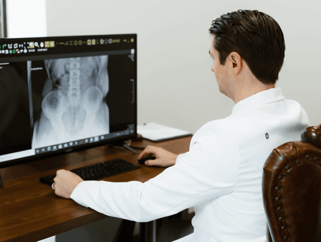 On-site spinal X-ray imaging at Tallahassee Spinal Care